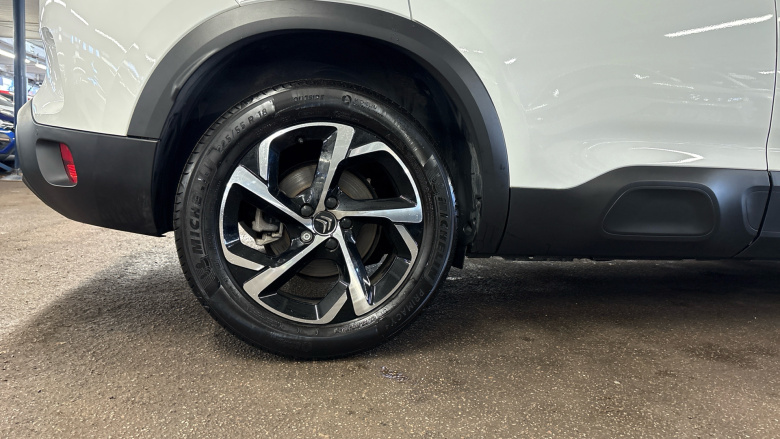 Citroen C5 Aircross 1.2 PureTech 130 Shine 5dr Petrol Hatchback